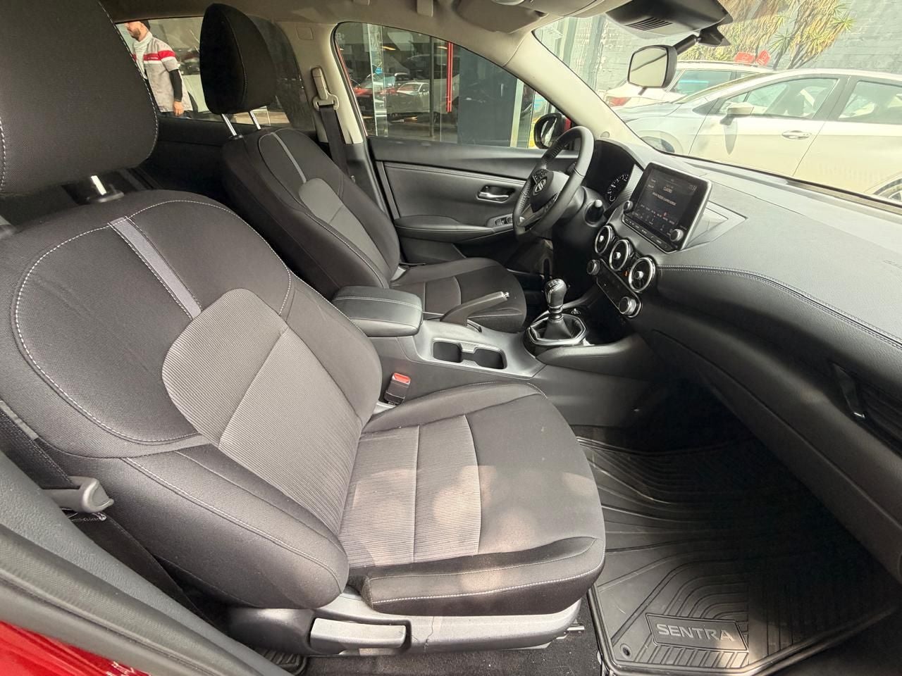 2024 Nissan Sentra 2.0 Advance Mt