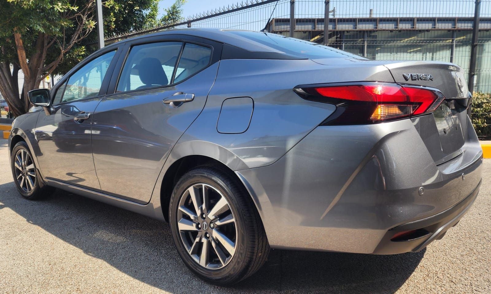 2025 Nissan Versa 1.6 Advance At