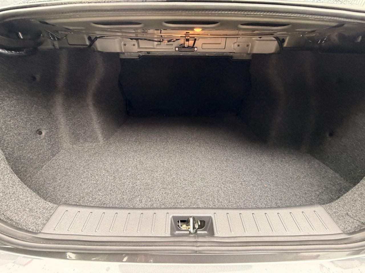 2025 Nissan Versa 1.6 Advance Mt