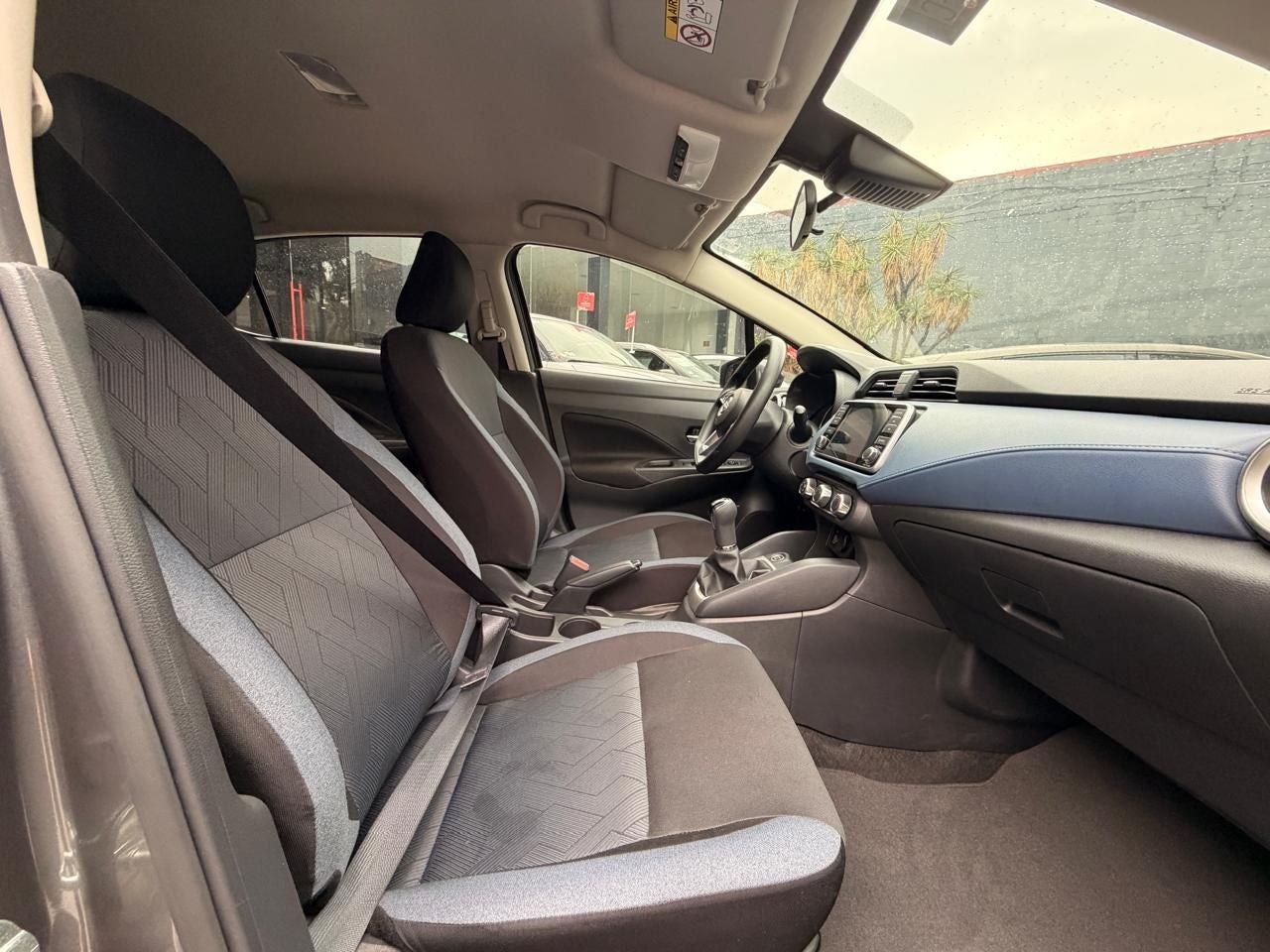 2025 Nissan Versa 1.6 Advance Mt