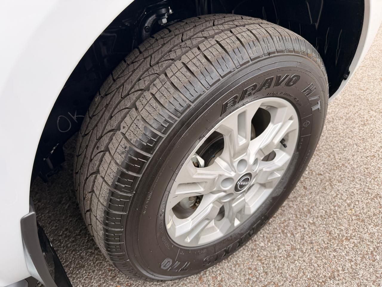 2025 Nissan Frontier 2.5 Doble Cabina LE 4x2 Mt