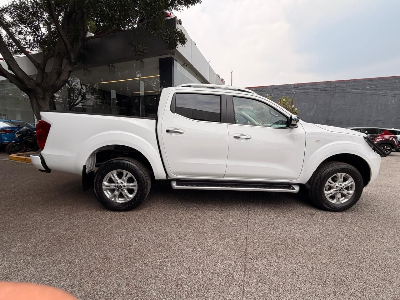 2025 Nissan Frontier 2.5 Doble Cabina LE 4x2 Mt