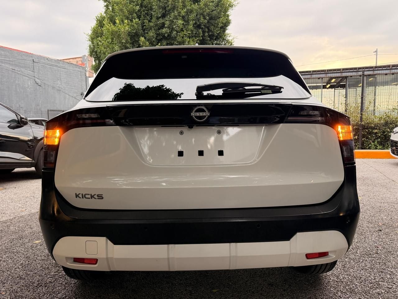 2025 Nissan Kicks 2.0 Advance At