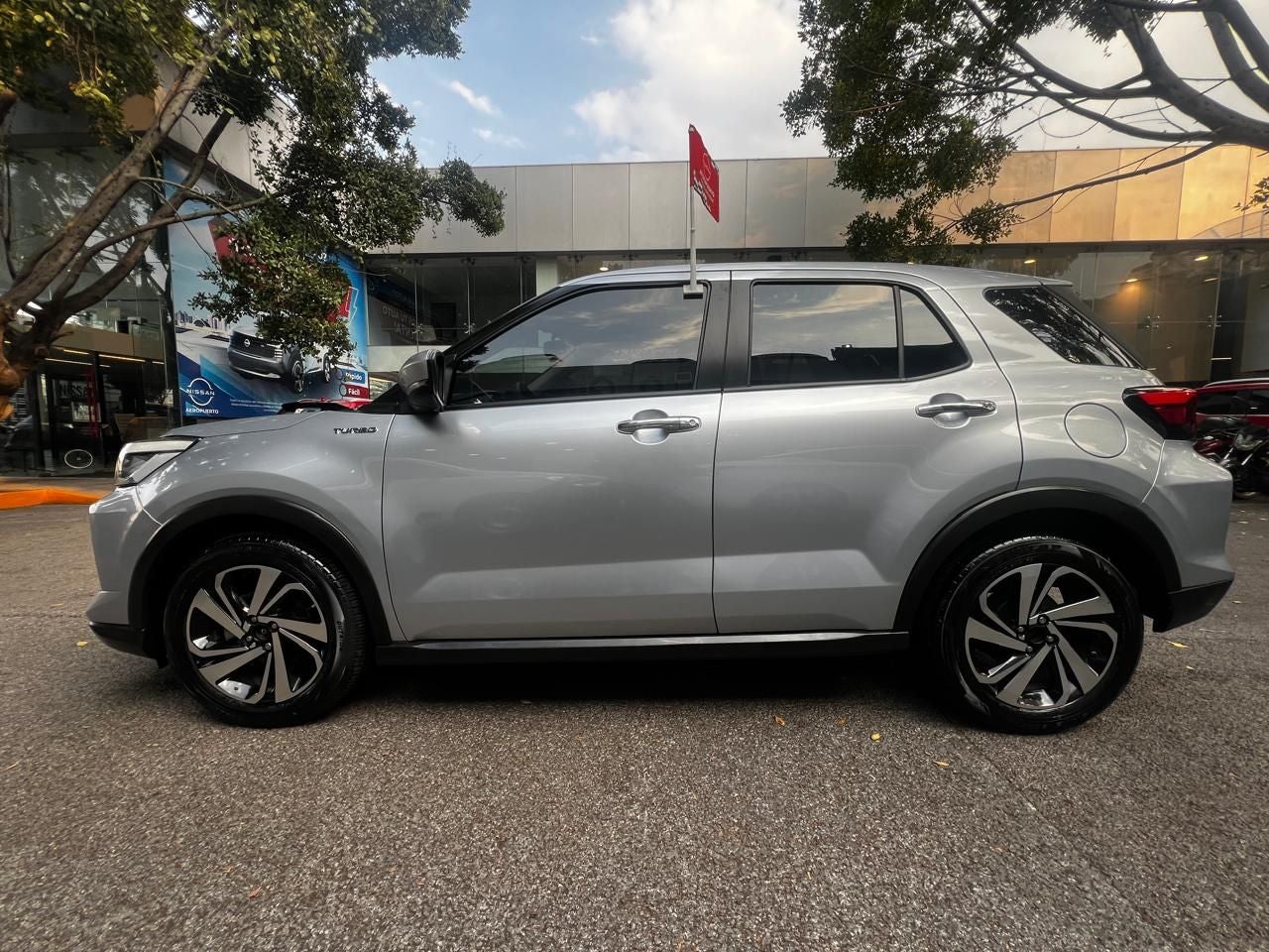 2024 Toyota Raize 1.0 Xle Mt