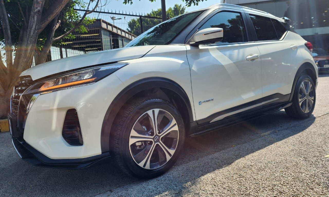 2025 Nissan Kicks E-Power Platinum At