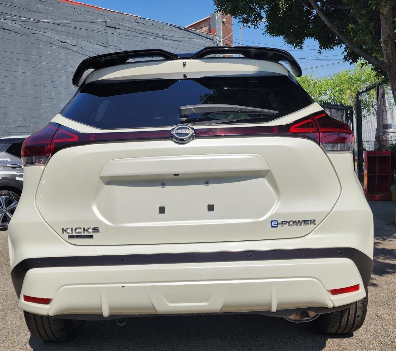 2025 Nissan Kicks E-Power Platinum At